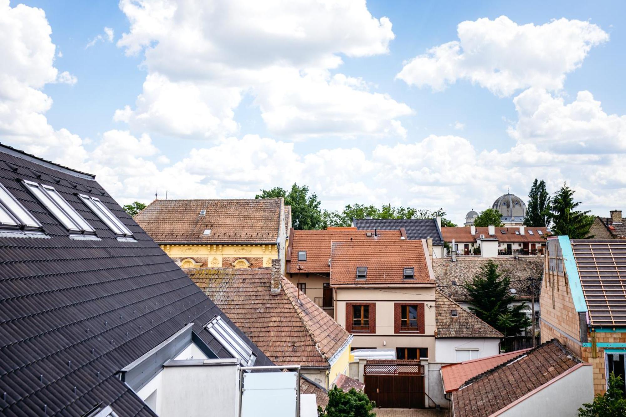 Nook With A View - Quelle Apartment Gyor Exterior photo